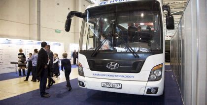 Московские школьники с нетерпением ждут полицейских, чтобы еще раз повторить знания Правил дорожного движения и передать эстафету безопасности своим сверстникам «ИНТЕРПОЛИТЕХ-2017»
