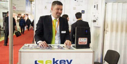 ekey Разнообразие версий систем ekey позволяет подобрать оптимальное решение индивидуально под любой проект.
