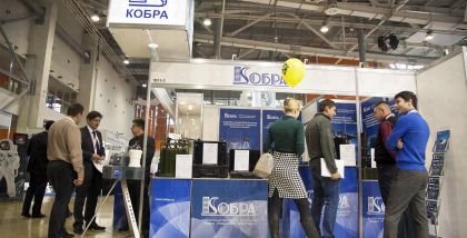 АО «КОБРА» Изделие предназначено для защиты от радиоуправляемых минно-взрывных устройств повышенной мощности и функционирующих в широком диапазоне частот, как специалистов взрывотехнических служб, при проведении работ по поиску и обезвреживанию PBУ, так и