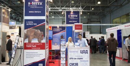 «С-Терра СиЭсПи» на выставке InfoSecurity Russia фототчет Security Center 2017-2018 Продукты С-Терра со встроенной криптографией позволяют организовать современную, надежную, высокопроизводительную, легко масштабируемую систему безопасности сетей связи