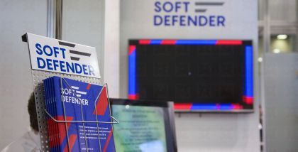 Soft Defender — Первое интеллектуальное российское ПО, обеспечивающее превентивную защиту от хакерских атак, несанкционированного изменения ПО и возможных вредоносных действий со стороны рабочего персонала — пользователей рабочих станций, серверов и устро