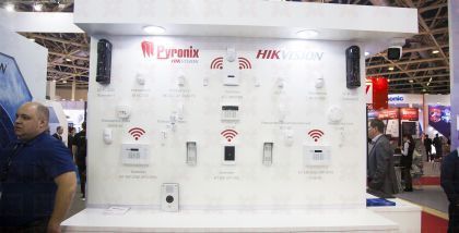Hikvision Протоколы	TCP/IP, UDP, ICMP, HTTP, HTTPS, FTP, DHCP, DNS, DDNS, RTP, RTSP, RTCP, PPPoE, NTP, UPnP, SMTP, SNMP, IGMP, 802.1X, QoS, IPv6, Bonjour