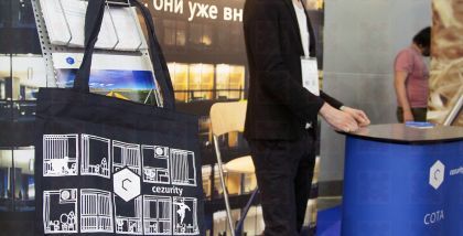 Cezurity на выставке InfoSecurity Russia фототчет Security Center 2017-2018 Для того, чтобы развернуть антивирусное решение, не нужно устанавливать серверную часть и настраивать какие-либо политики или права. Все ресурсоемкие вычисления перенесены в облак