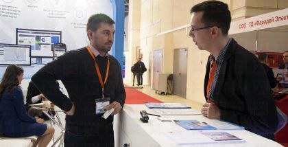 Trackforce Отправка геолокации и офицера Находите офицеров онлайн в любое время и отправляйте их надлежащим образом для ответа на аварийный сигнал или медицинской чрезвычайной ситуации, основанной на близости и доступности.