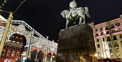 Москва Новогодняя ночь 2018 - Памятник Юрию Долгорукому на Тверской площади