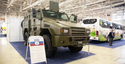 «ИНТЕРПОЛИТЕХ-2017» В этом случае уничтожение смертника осуществляется путем подрыва носимых им взрывных устройств с помощью дистанционного устройства.