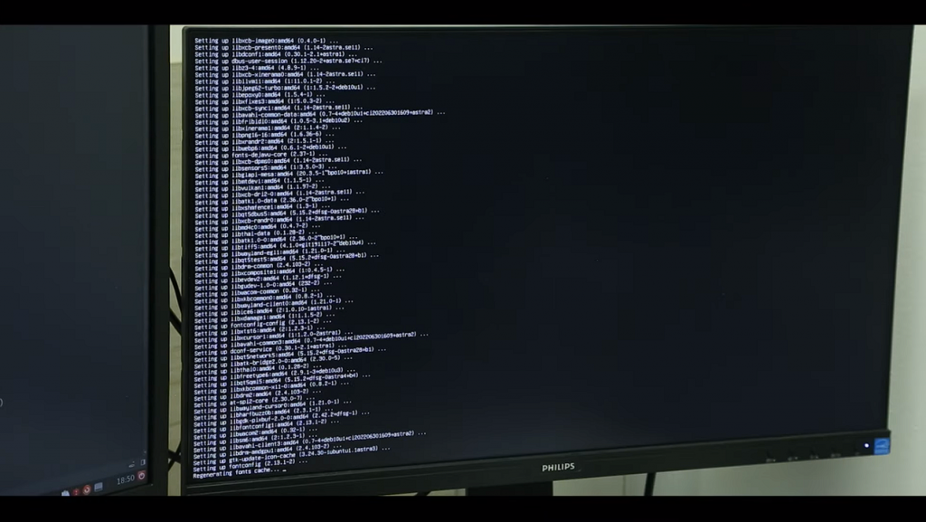 ГК Астра. Новый интерфейс RuBackup. В этом году наши коллеги, работающие над системой резервного копирования RuBackup, проделали огромную работу. Им предстояло не только продолжить развивать продукт, но и сделать его более «дружелюбным» для пользователя. Изменения затронули как рабочий процесс команды разработчиков, так и подход к визуальной составляющей решения. Для этого были привлечены дизайнеры и UX-исследователи. Мы подготовили ролик, который наглядно покажет, какой труд проделала команда RuBackup. Купить ОС Astra Linux, Купить Astra Linux Special Edition, Купить Rubackup, Купить Средство виртуализации «БРЕСТ», RuBackup